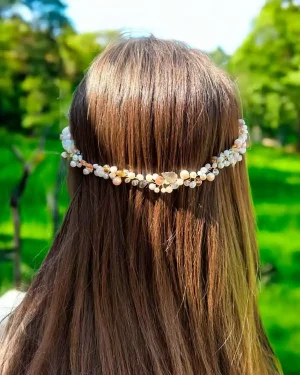 corona de novia con perlas multicolor
